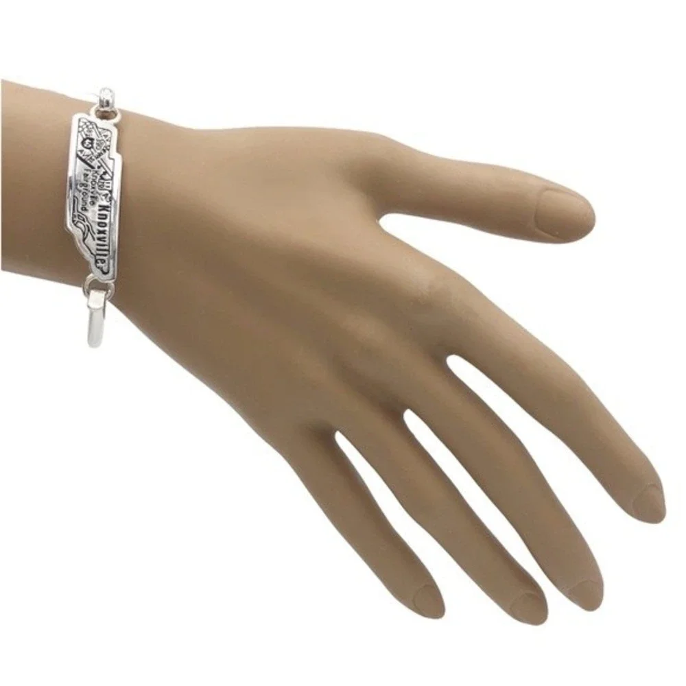 🌼 Tennessee State Shape Silver Bangle Bracelet
